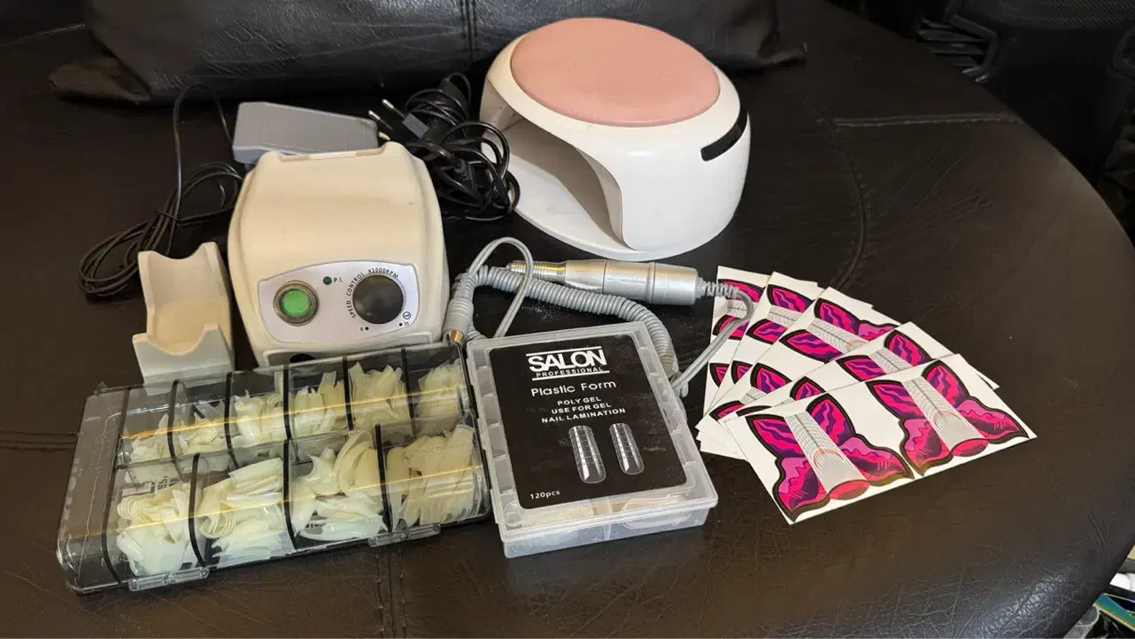 وسایل ناخن کاری صفر و کارنکرده|آرایشگاه و سالن‌های زیبایی|تبریز, |دیوار