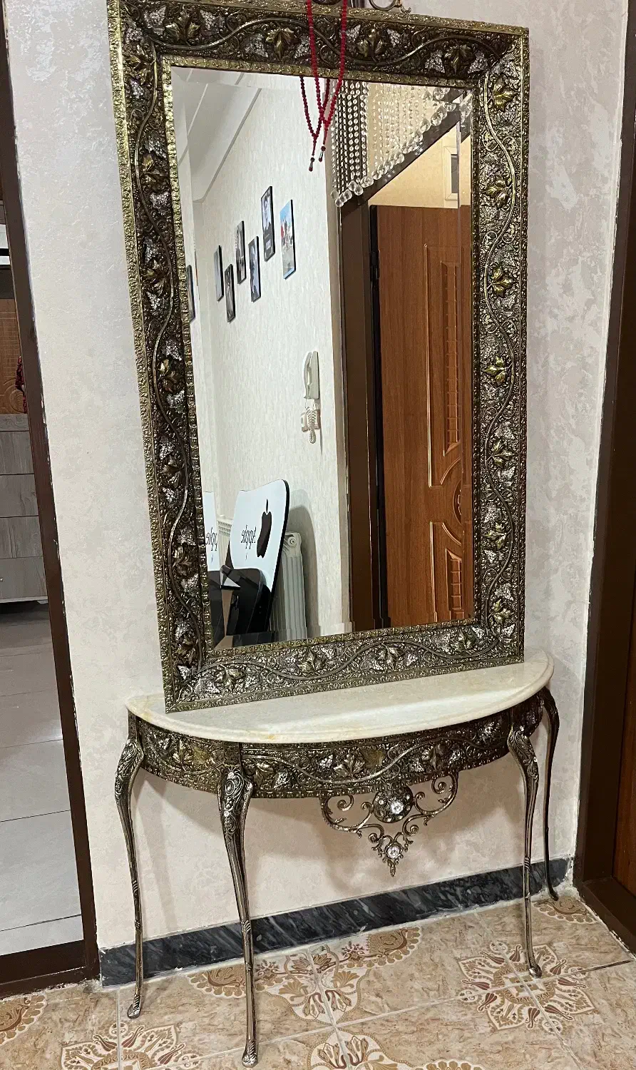 تخت خواب تک نفره نوجوان و اینه کنسول برنز|تخت و سرویس خواب|سقز, |دیوار