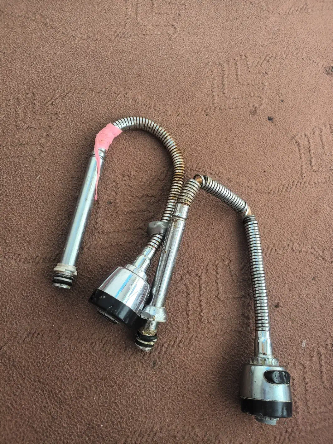 علم شیر آب خراب شده|لوازم سرویس بهداشتی|گرگان, |دیوار