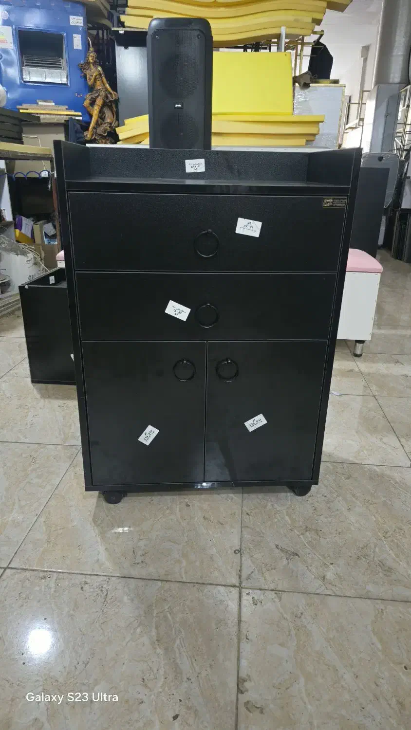 ترولی سالنزیبایی|آرایشگاه و سالن‌های زیبایی|مشهد, یاس|دیوار