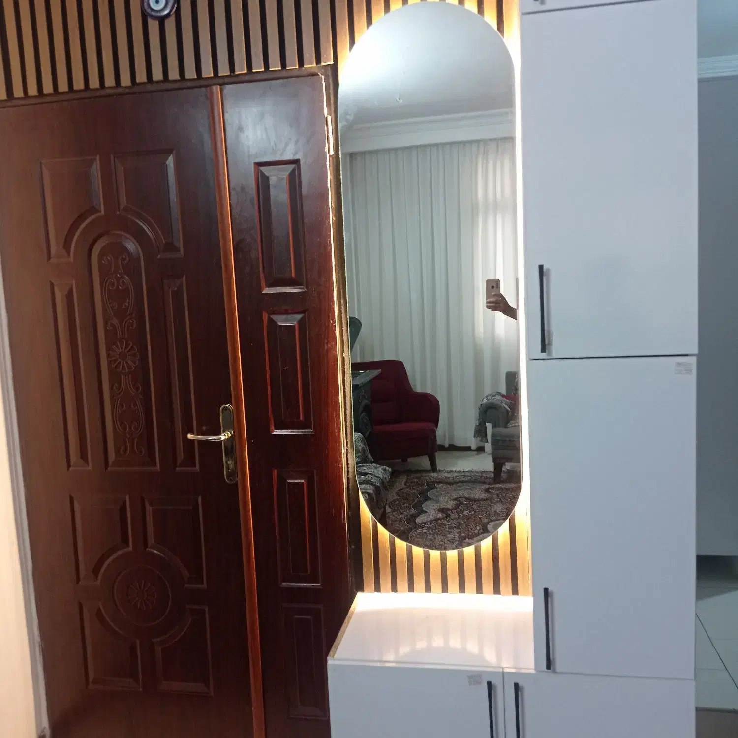 آینه قدی|آینه|مشهد, خواجه ربیع|دیوار