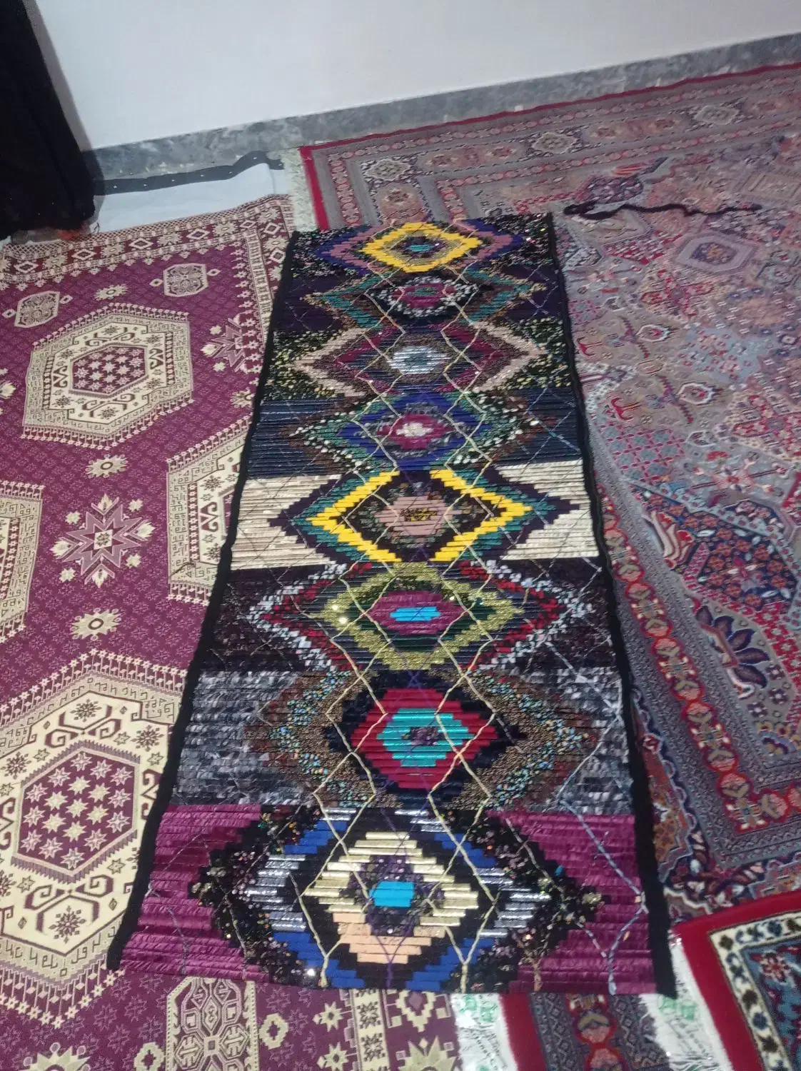 چیخ. عشایری|گلیم، جاجیم، گبه|اسلام‌‌آباد غرب, |دیوار