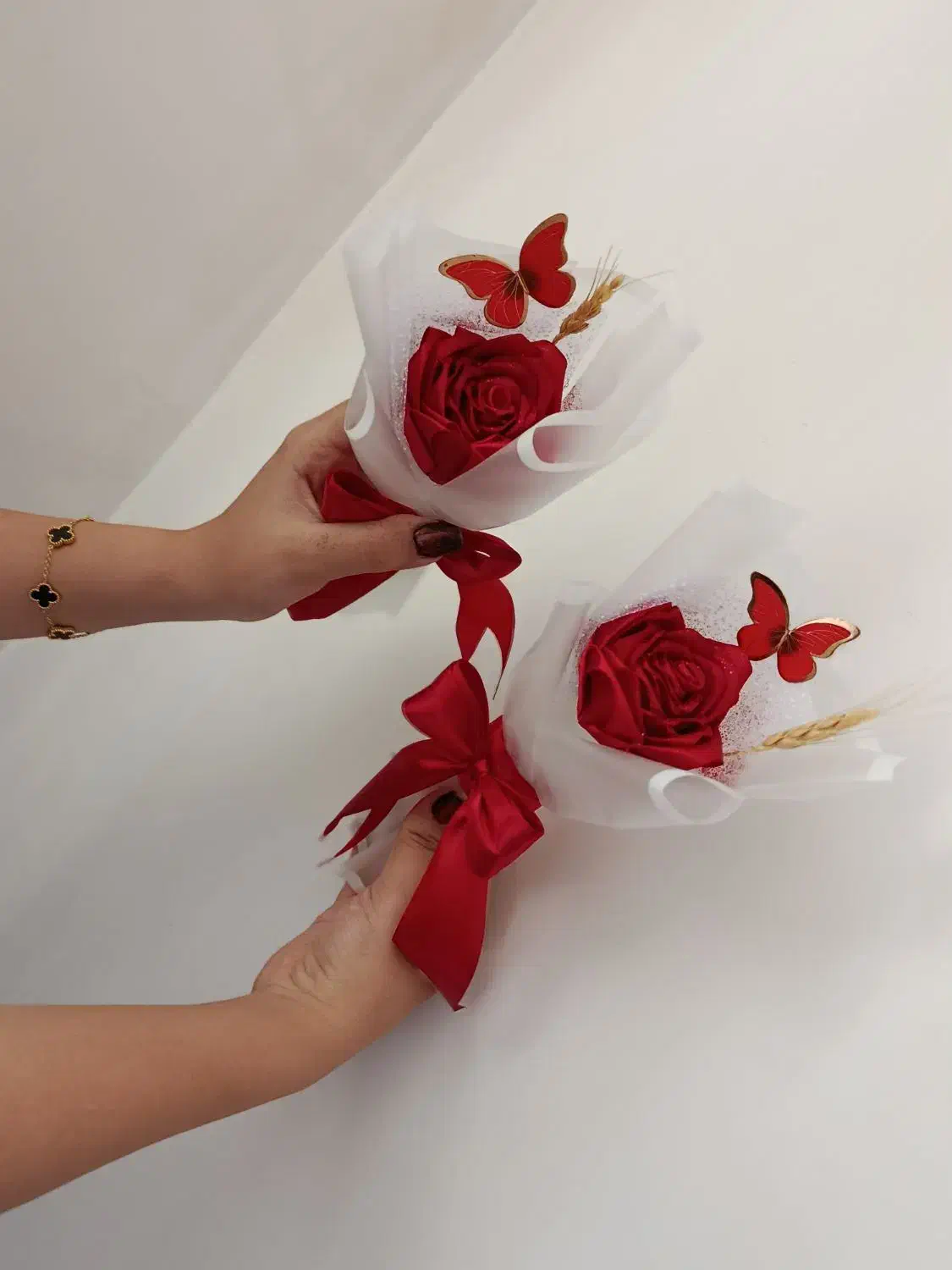 گل روبانی|گل مصنوعی|سنندج, |دیوار