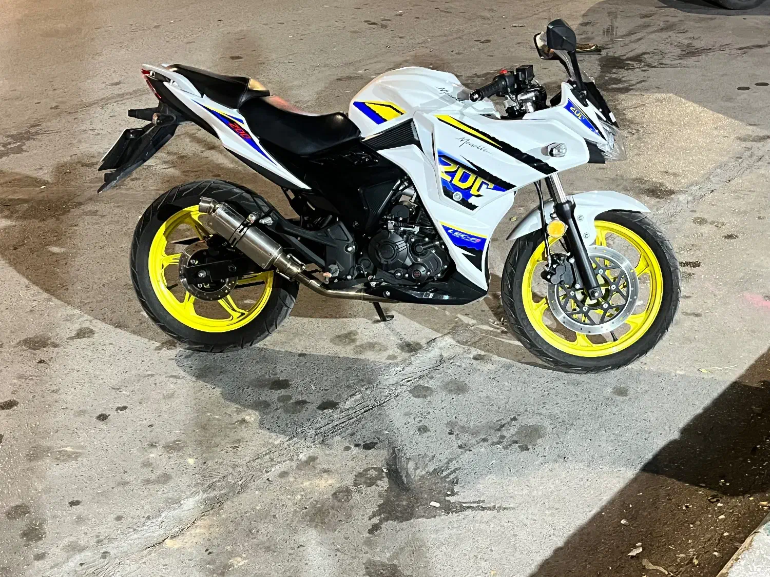 مگلی ۲۰۰|موتورسیکلت|کرج, حصارک بالا|دیوار