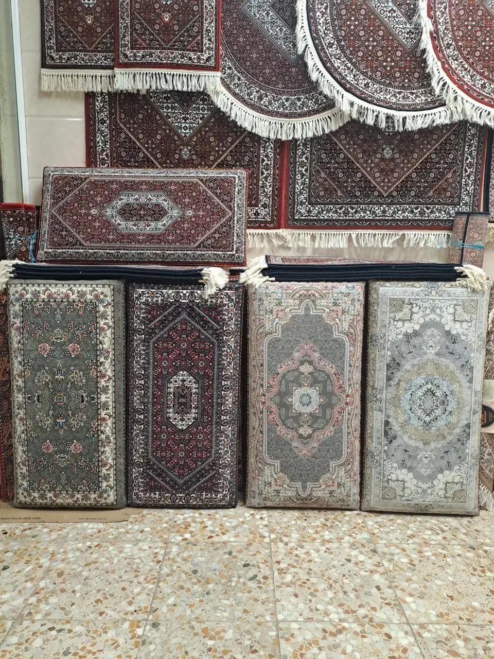 پشتی|پشتی|زنجان, |دیوار