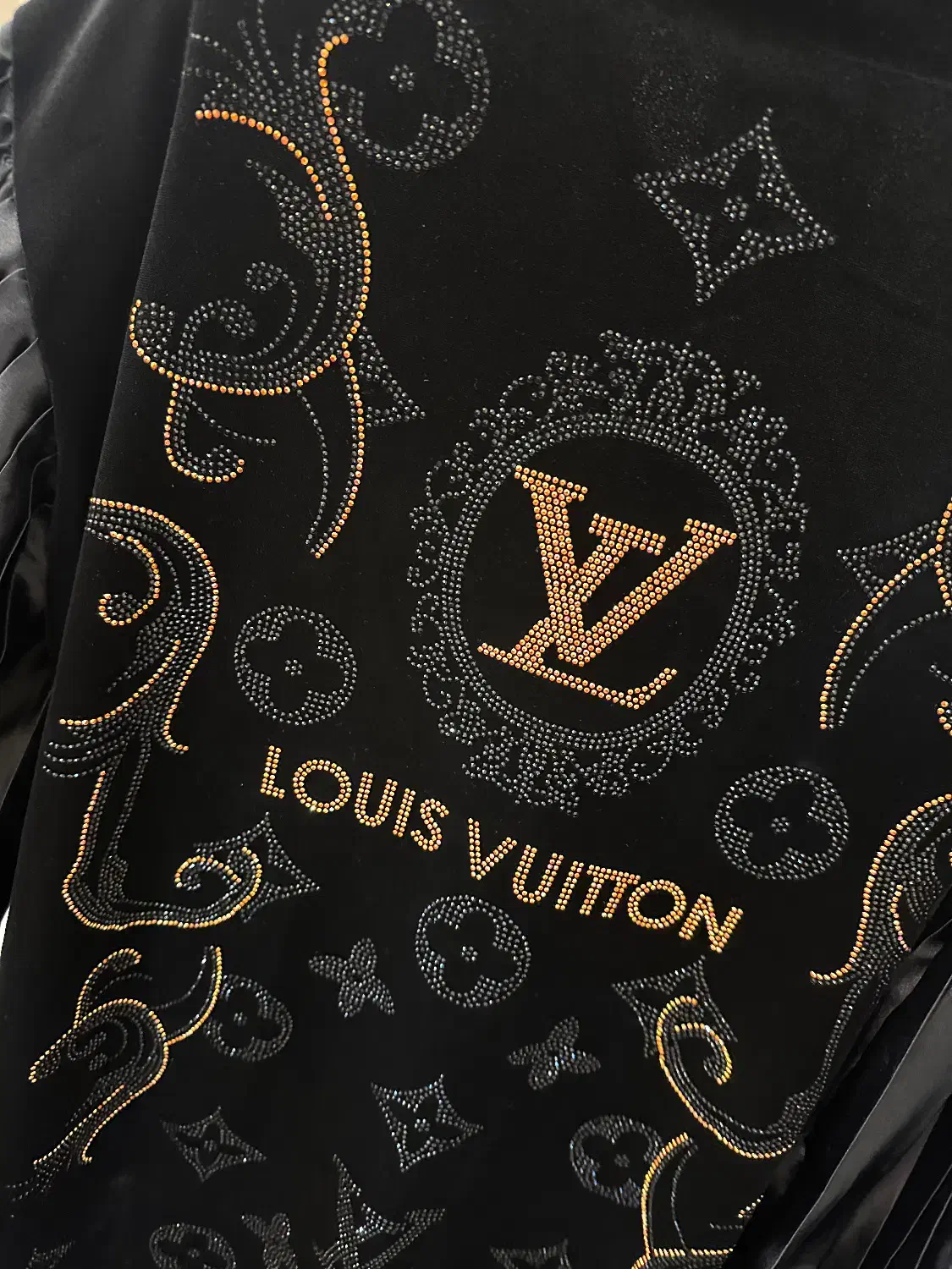 شومیز ترک مجلسی مخمل|لباس|مشهد, سعد آباد|دیوار