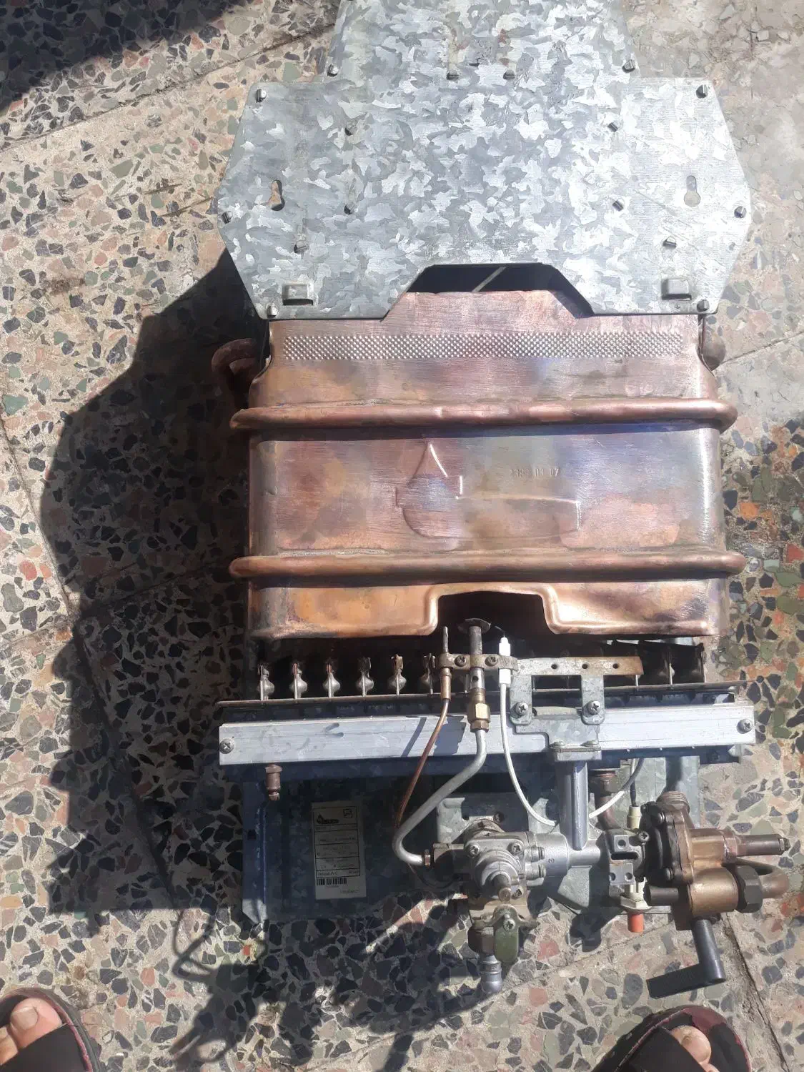 آبگرمکن بوتان|آبگرمکن، پکیج، شوفاژ|اندیمشک, |دیوار