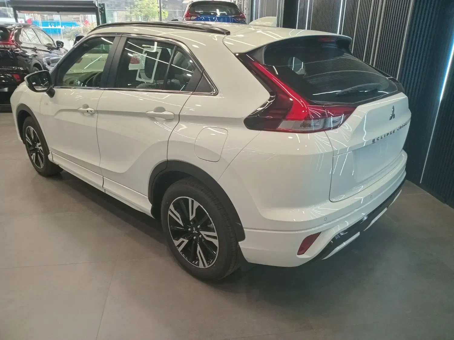 ایکلیپس کراس|خودرو سواری و وانت|تهران, حکمت|دیوار