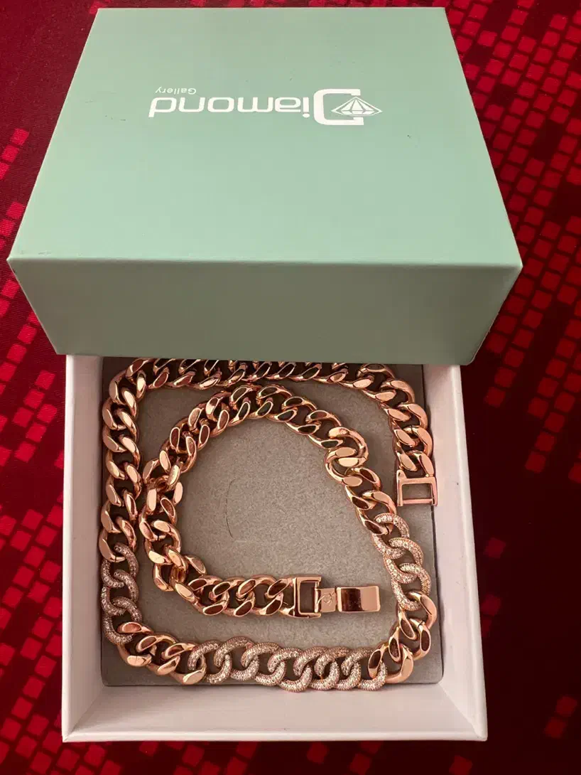 گردنبندکارتیر ژوپینگ باآبکاری طلا ازبرنددیاموند|بدلیجات|شیراز, شهرک بهشتی|دیوار