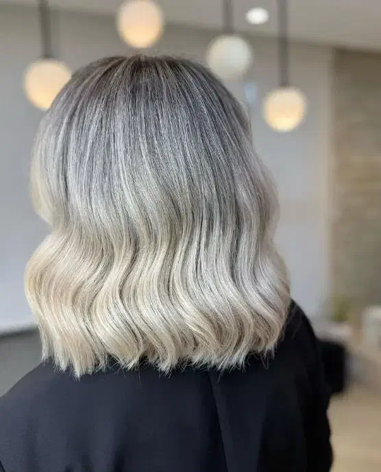 با هر مقدار پولی که داری بیا موهاتو لایت کن|خدمات آرایشگری و زیبایی|صدرا-فارس, فاز ۱|دیوار