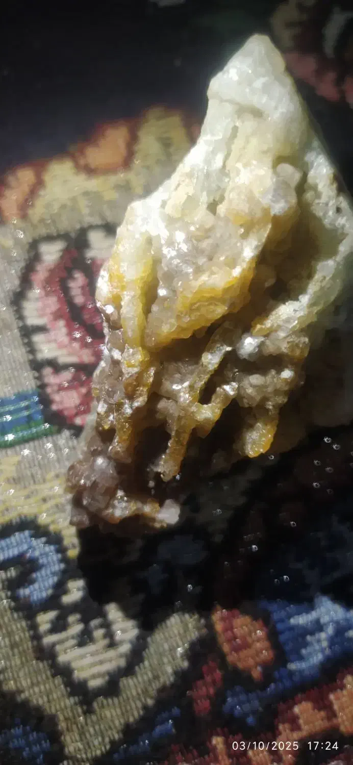 سنگ|جواهرات|تربت جام, بیست متری منبع آب|دیوار