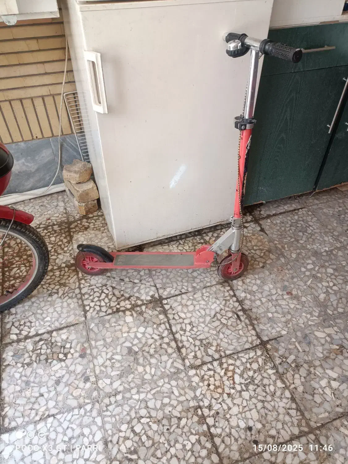 اسکوتر قیمت 600هزار تومان|دوچرخه، اسکیت، اسکوتر|شاهینشهر, خانه کارگر|دیوار