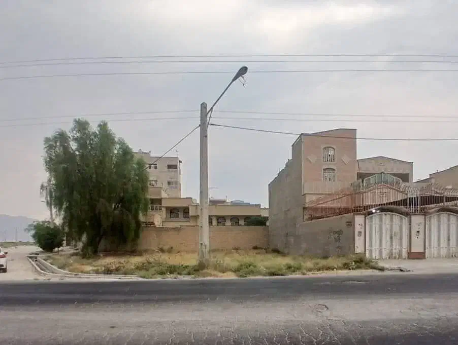 زمین خیابان حافظ جنوبی با قابلیت تجاری|فروش مغازه و غرفه|کازرون, |دیوار