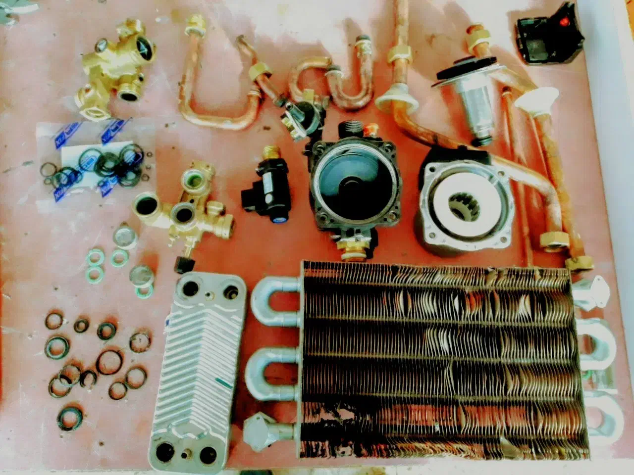 تعمیر آبگرمکن و پکیج و بخاری و اجاق|خدمات پیشه و مهارت|اراک, |دیوار