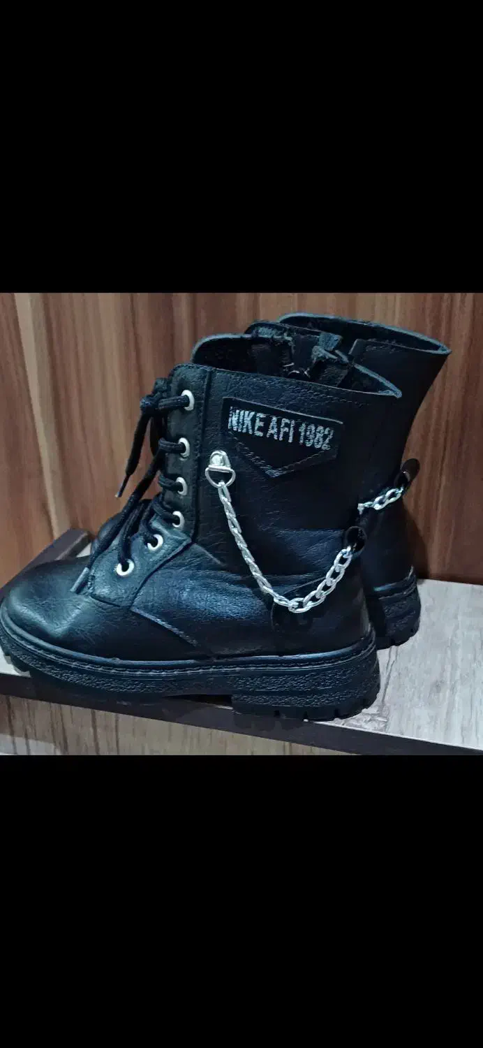 نیم بوت دخترانه|کفش و لباس بچه|شهرکرد, |دیوار