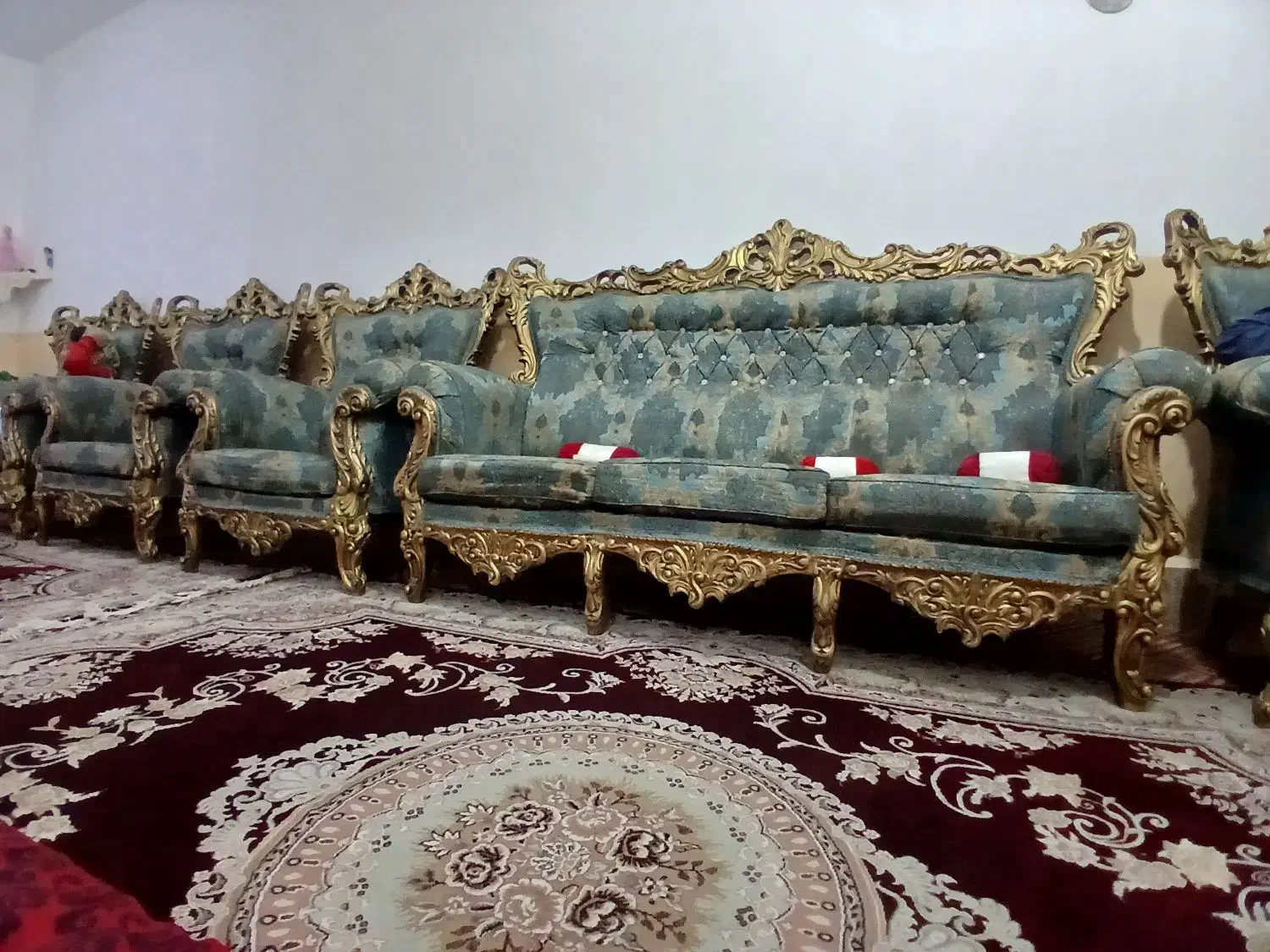 مبل سلطنتی ۷ نفره|مبلمان خانگی و میز عسلی|کرباسک, |دیوار