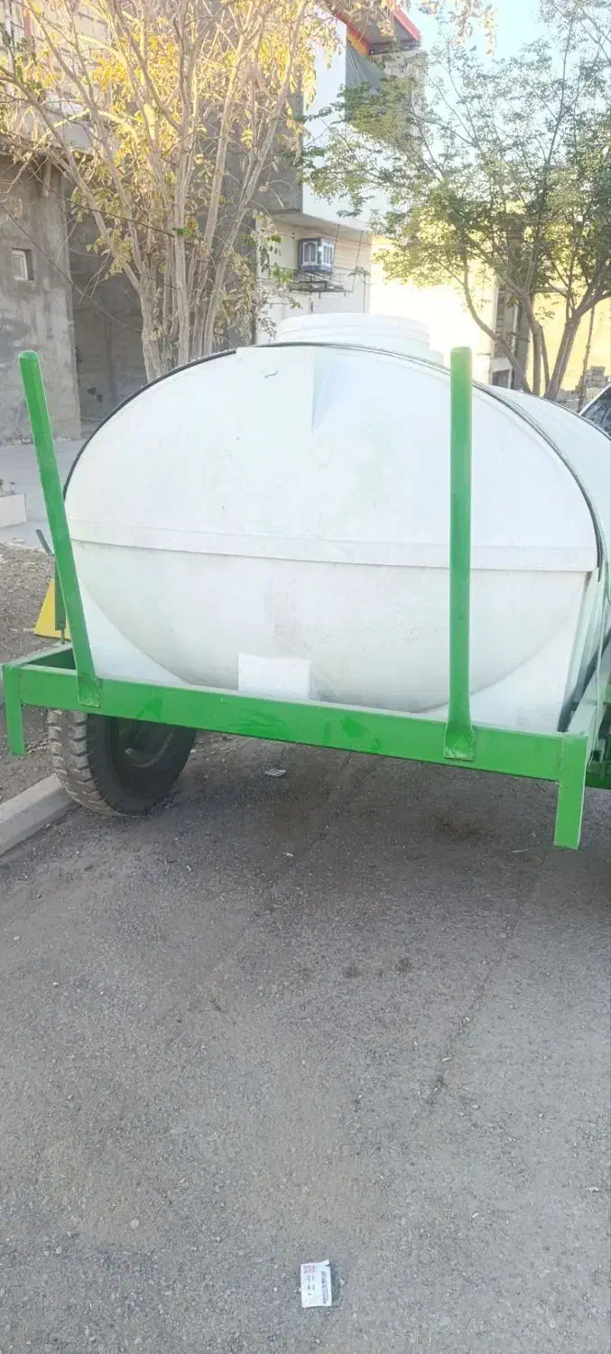 تانکرآب و سمپاش ۲۰۰۰لیتری|ماشینآلات صنعتی|سیرجان, |دیوار