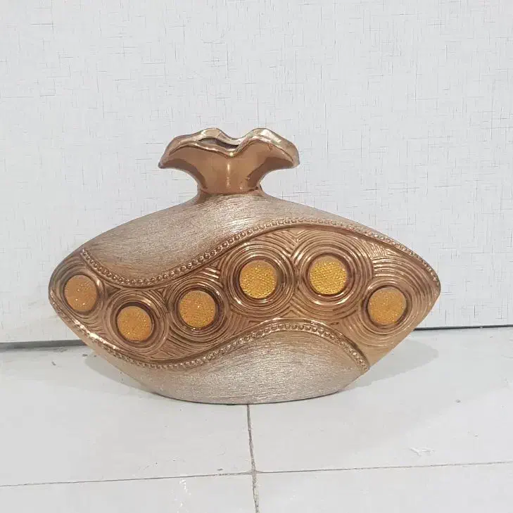 آینه گرد و گلدان گل|آینه|اسلام‌شهر, سیمرغ|دیوار