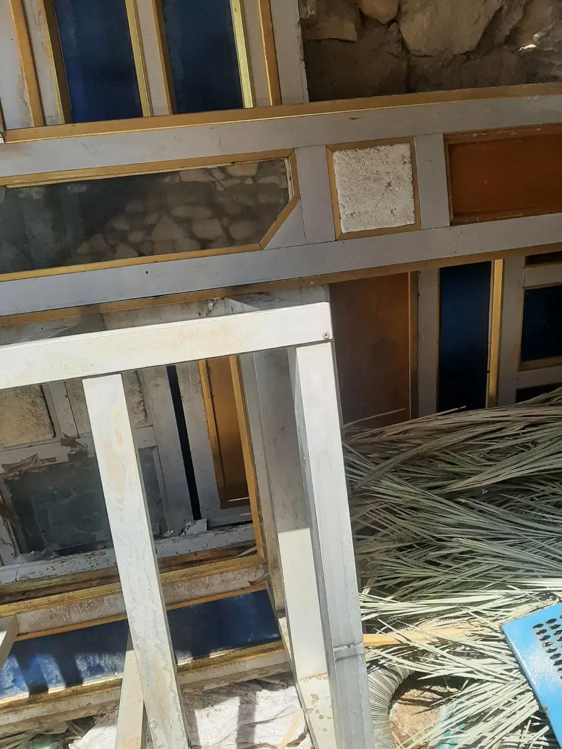 درب وپنجره الومنیوم درحدنوهمراه باشیشه|مصالح و تجهیزات ساختمان|بوشهر, |دیوار