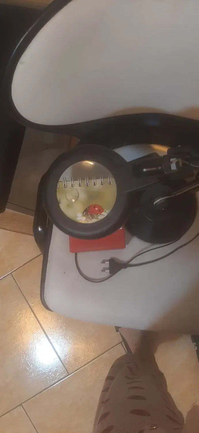 چراغ مطالعه ذربین دار درشت نمایی نمونه اش خیلی کمه|لوازم التحریر|تهران, سازمان آب|دیوار