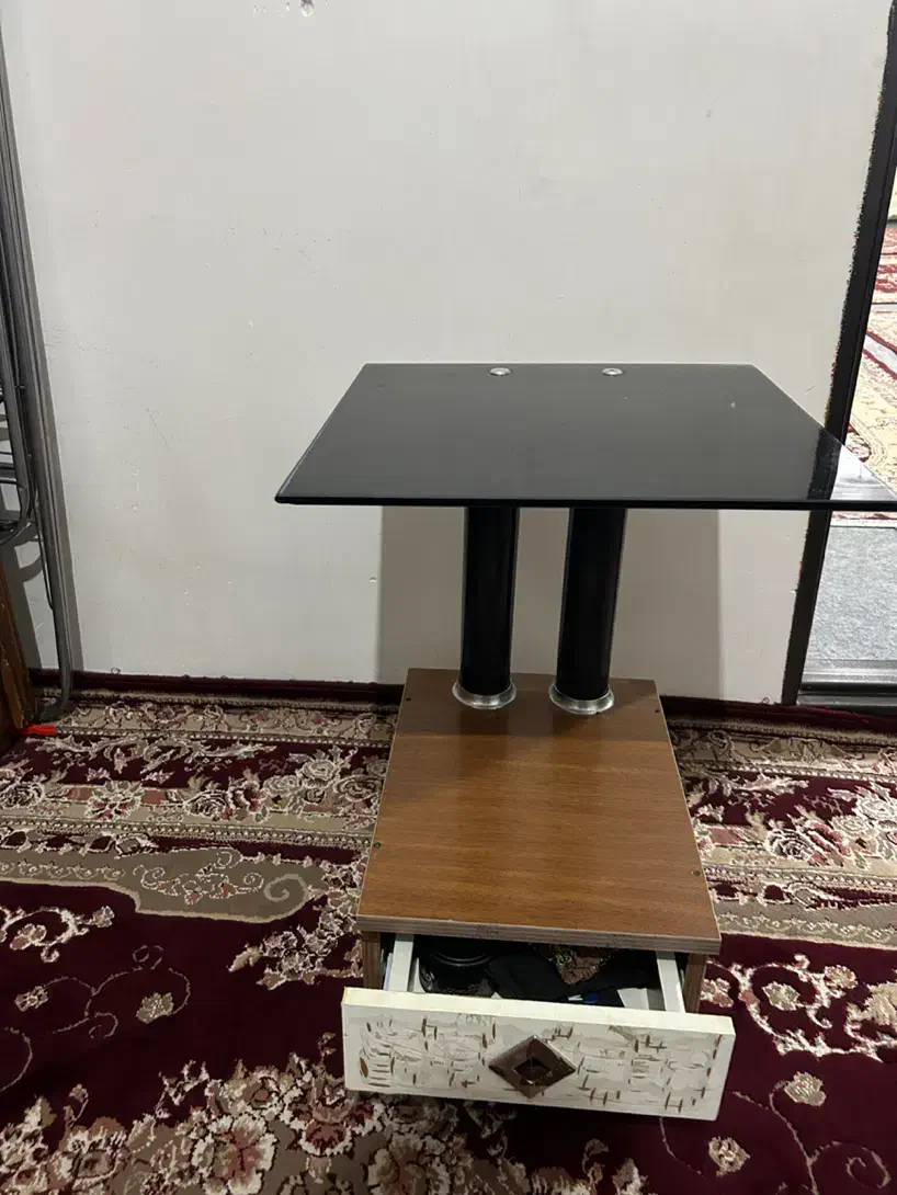 میز تلفن|میز تلفن|ارومیه, |دیوار