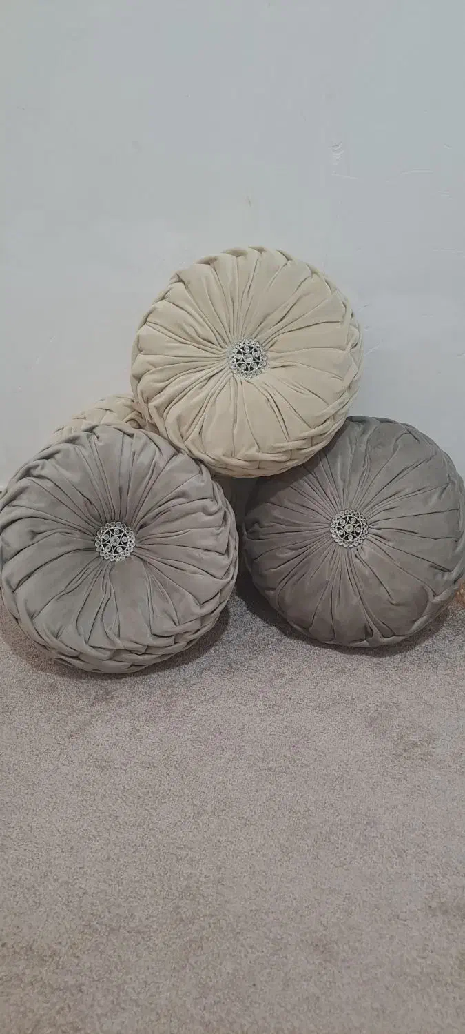 کوسن های مبل و تخت خواب|رختخواب، بالش، پتو|بندرعباس, |دیوار