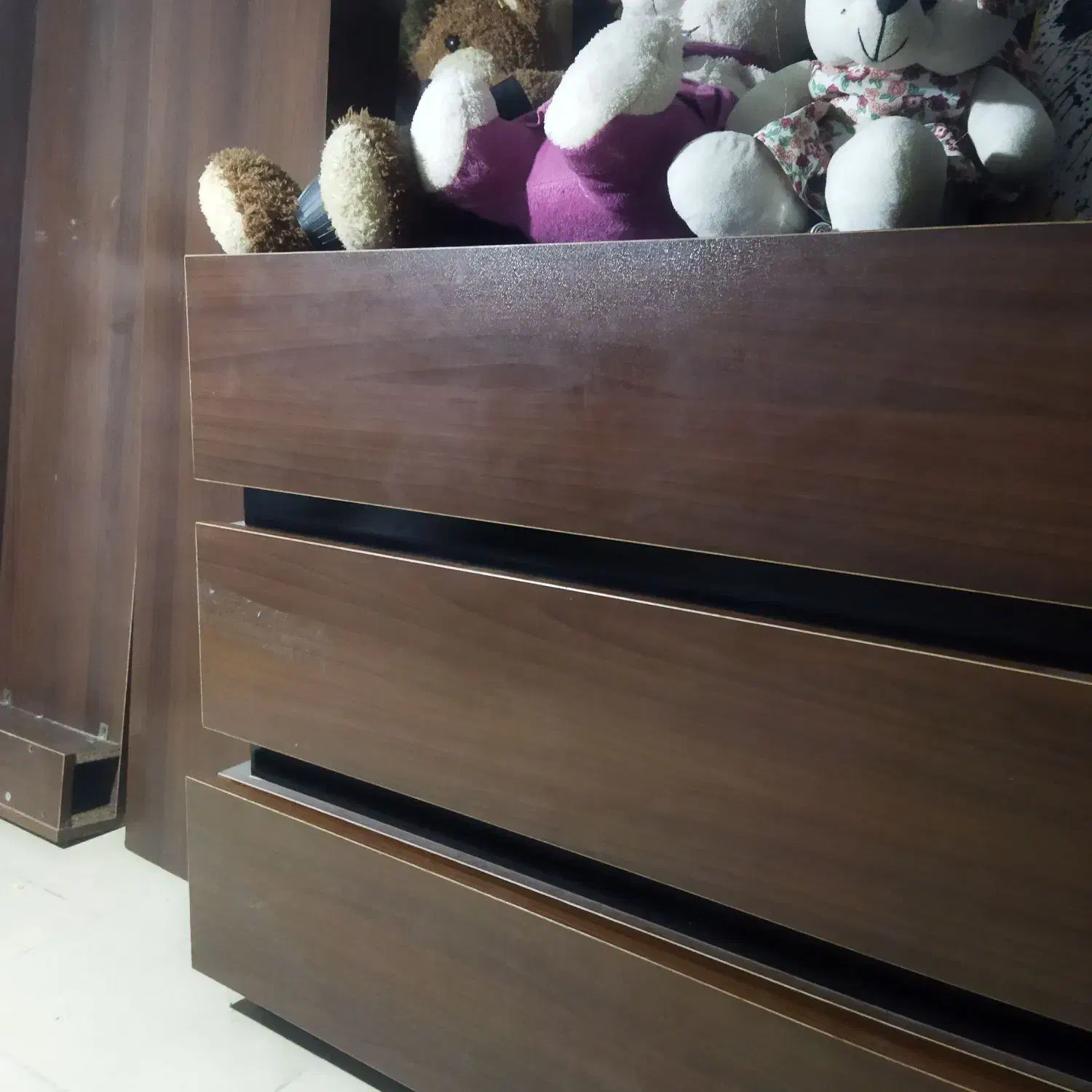 سرویس خواب|تخت و سرویس خواب|مشهد, حضرت حجت|دیوار