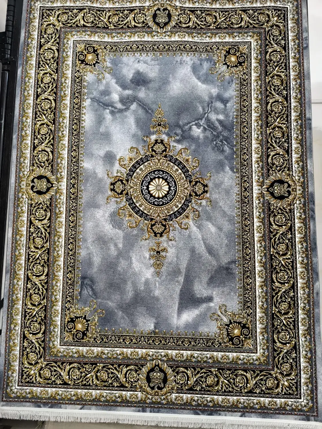 سرای فرش ماندگار|فرش|نورآباد, |دیوار