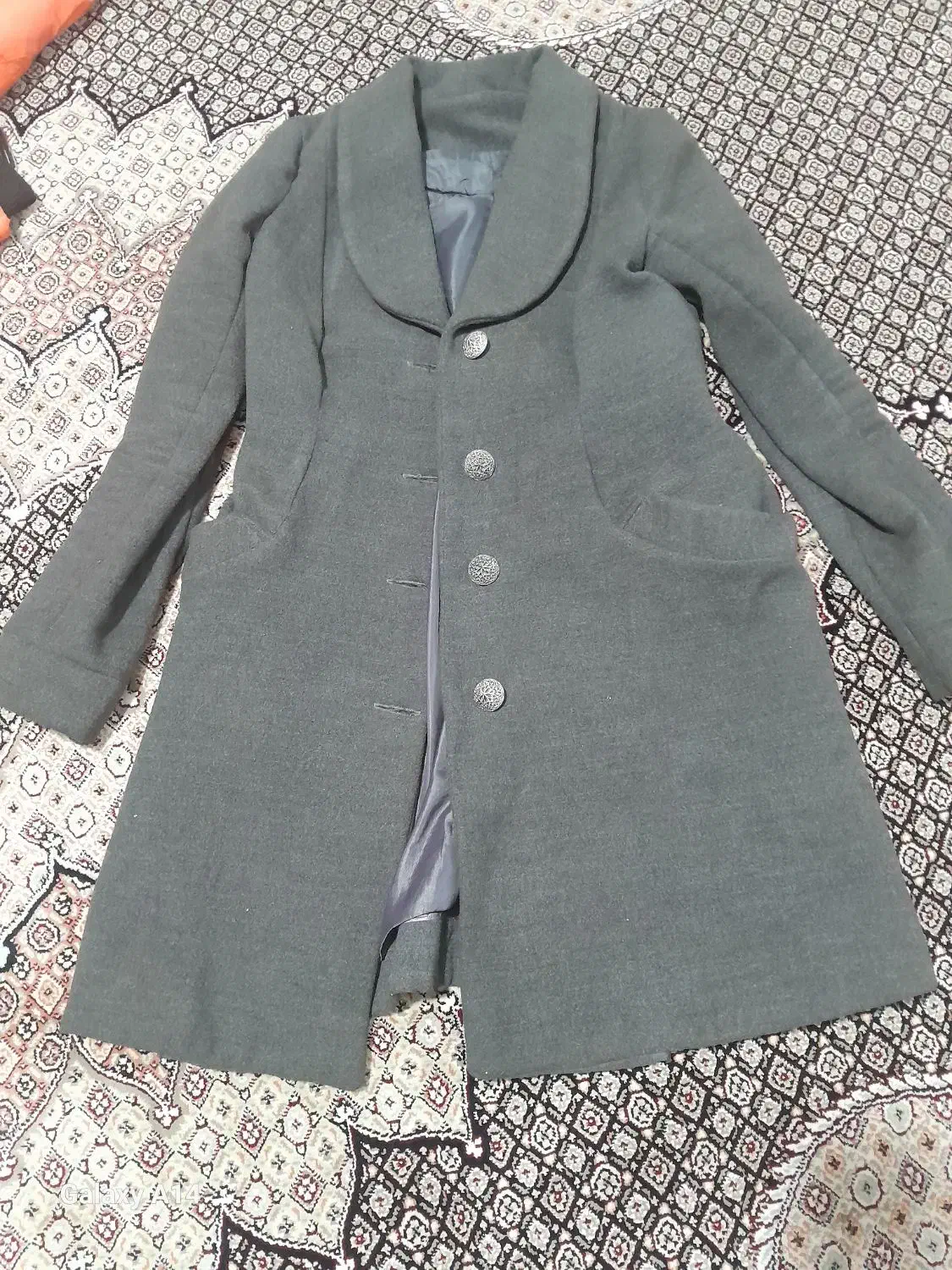 کاپشن دخترانه در حد نو و یه پالتو|کفش و لباس بچه|اراک, |دیوار