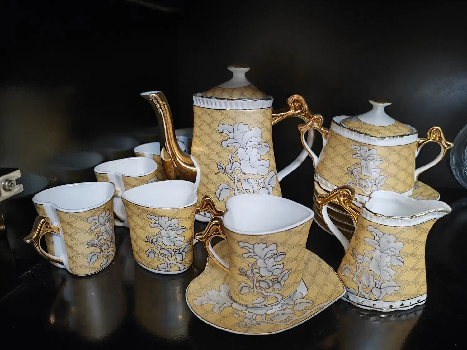 سرویس قهوه خوری۱۷ پارچه خارجی نو|ظروف سرو و پذیرایی|تهران, جوادیه تهرانپارس|دیوار