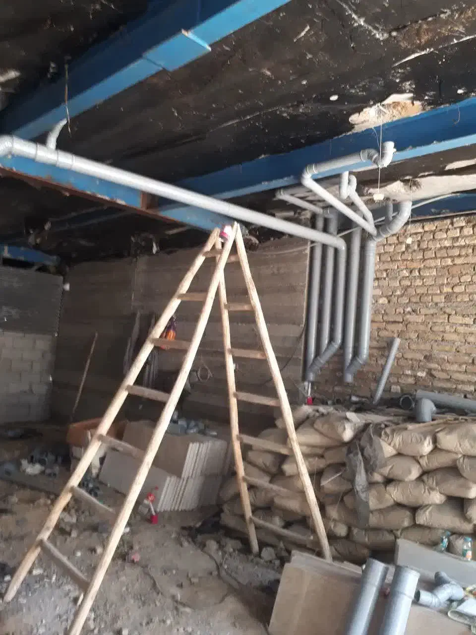 شاگرد لوله کشی آب وفاضلاب|استخدام معماری، عمران و ساختمانی|گلبهار, شهر جدید گلبهار|دیوار