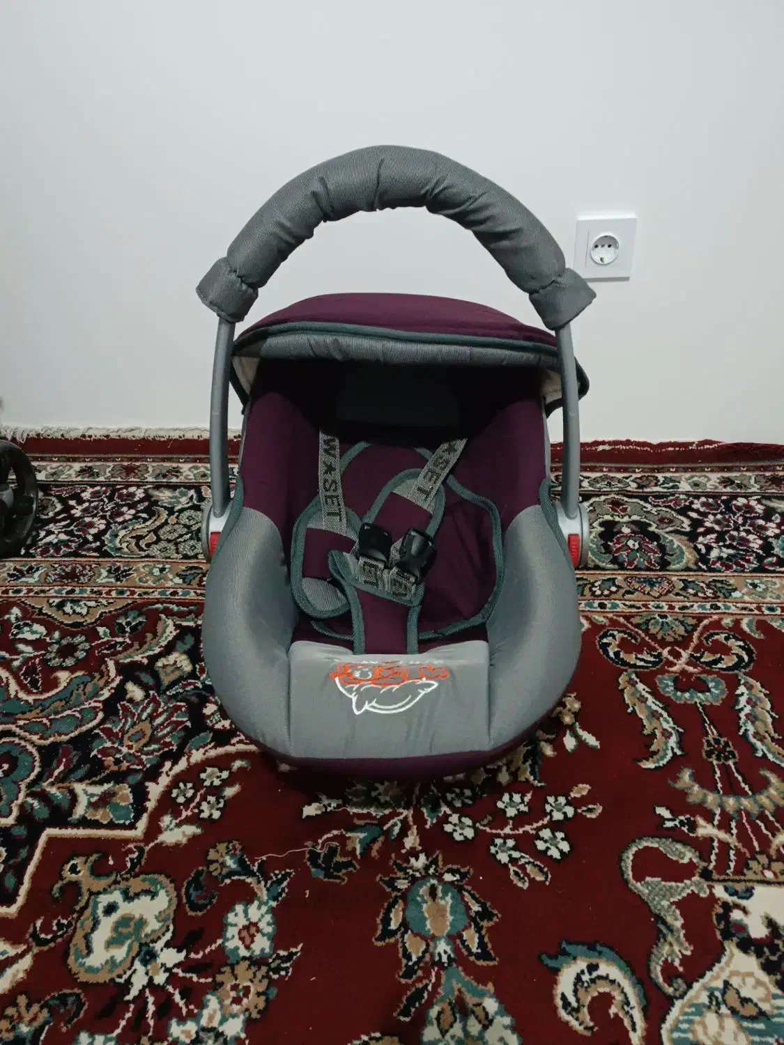 کالسکه وکریر نو نو مارک دلیجان|کالسکه و لوازم جانبی|همدان, |دیوار