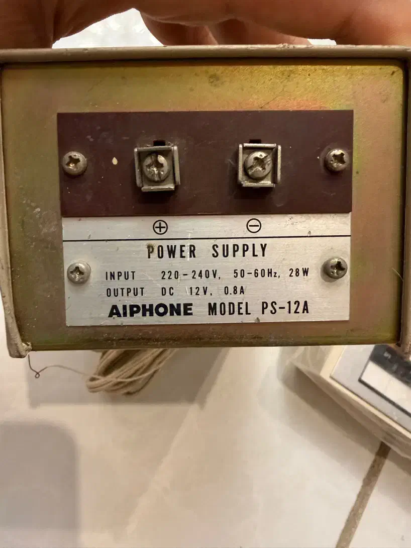 ایفون قدیمی|صوتی و تصویری|پاکدشت, پاکدشت (مامازند)|دیوار