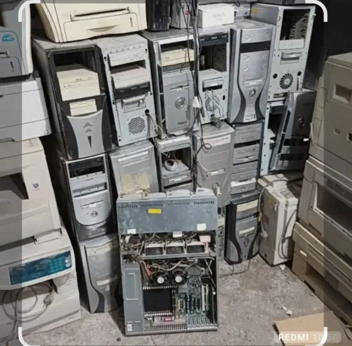 خرید کیس کامپیوتر لبتاب وغیره سرتاسر مشهد|قطعات و لوازم جانبی رایانه|مشهد, کوه سنگی|دیوار