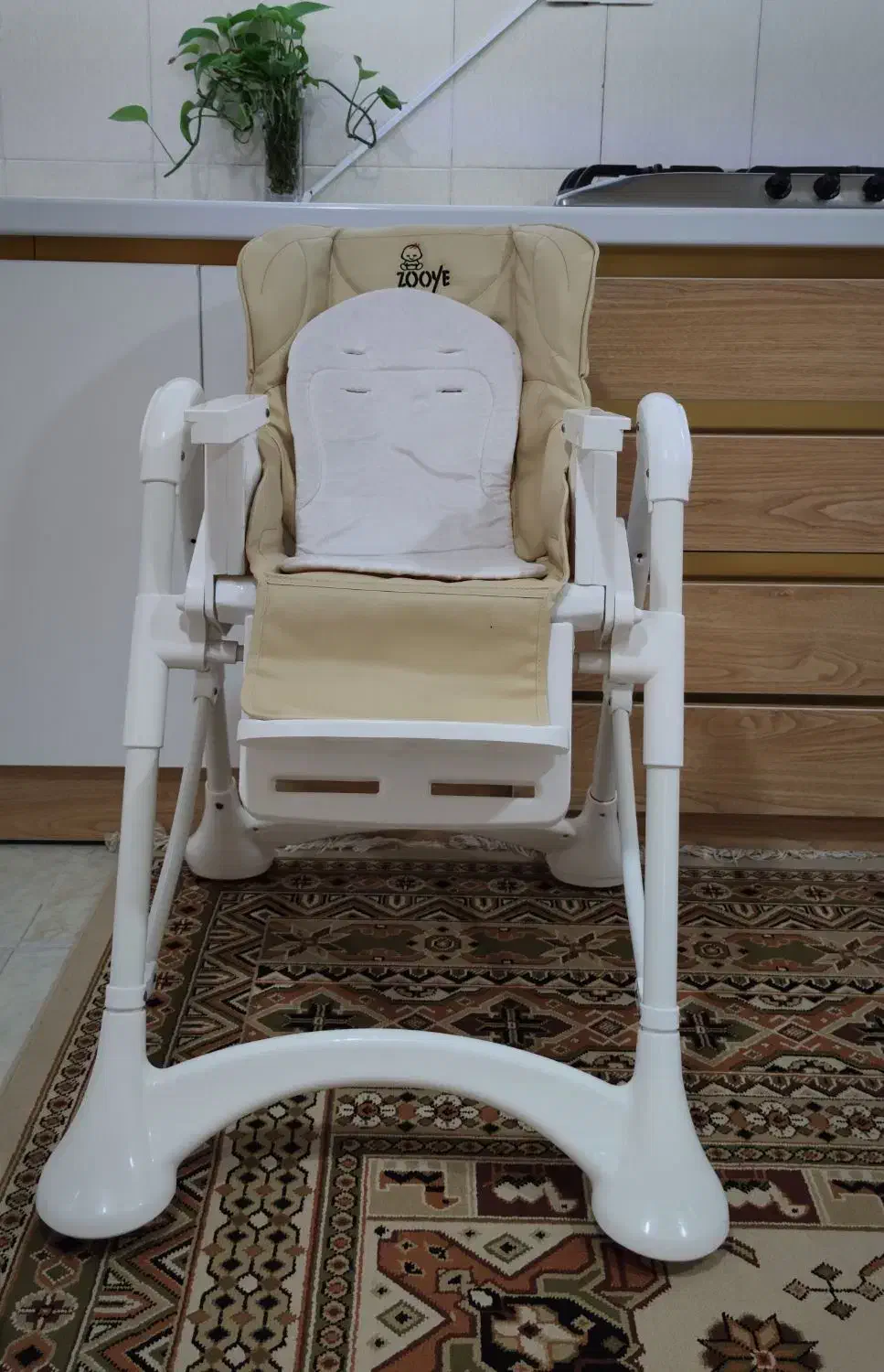 صندلی غذای کودک|تخت و صندلی بچه|کازرون, |دیوار