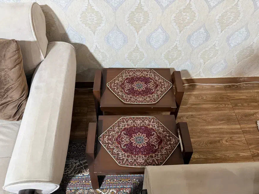 مبل و جلو مبلی|مبلمان خانگی و میز عسلی|منجیل, |دیوار