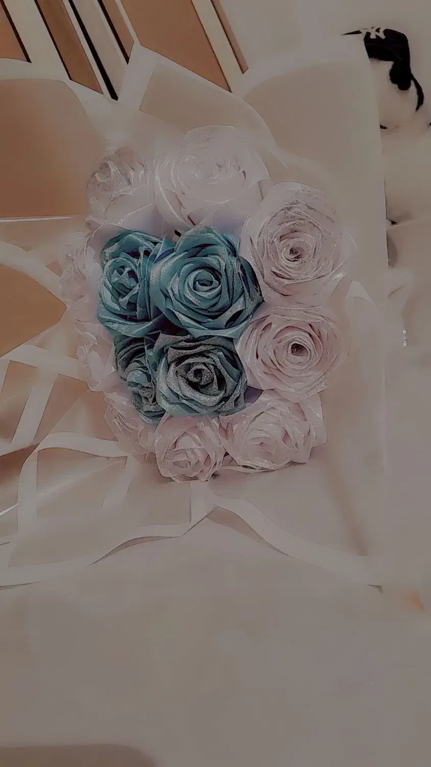 گل رز رنگی|گل مصنوعی|نقده, |دیوار