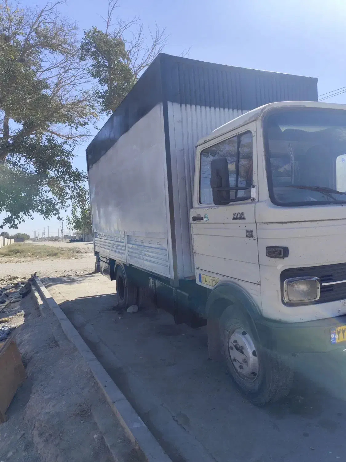 استخدام راننده پایه دوم وکارگرحمل اثاث باجای خواب|استخدام حمل و نقل|مشهد, کشف|دیوار