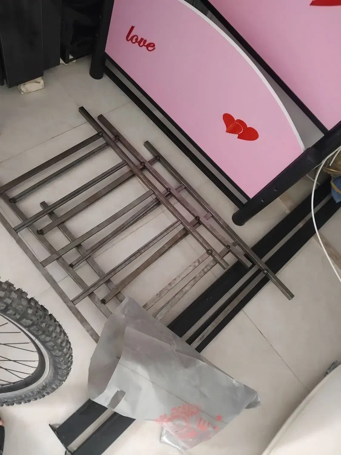 تخت|تخت و سرویس خواب|اقلید, |دیوار