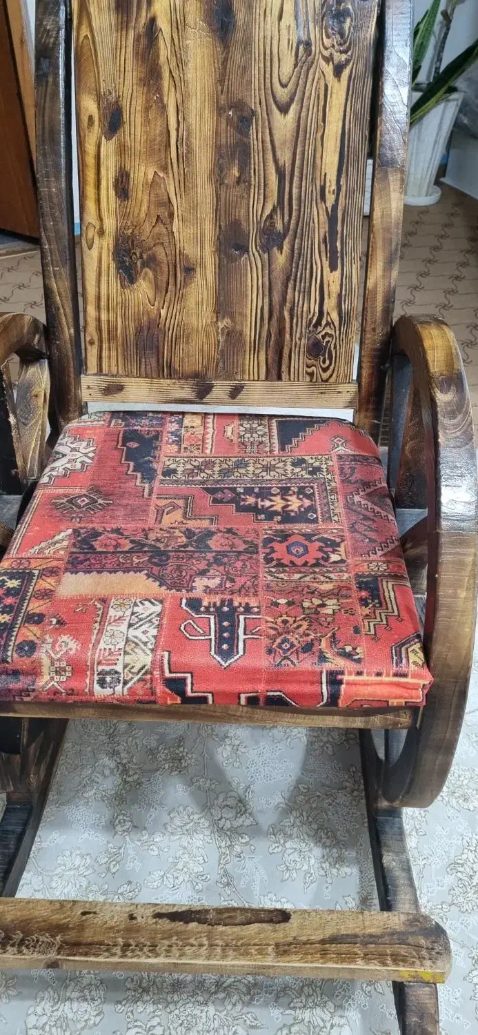 صندلی راک|صندلی و نیمکت|سیاهکل, |دیوار