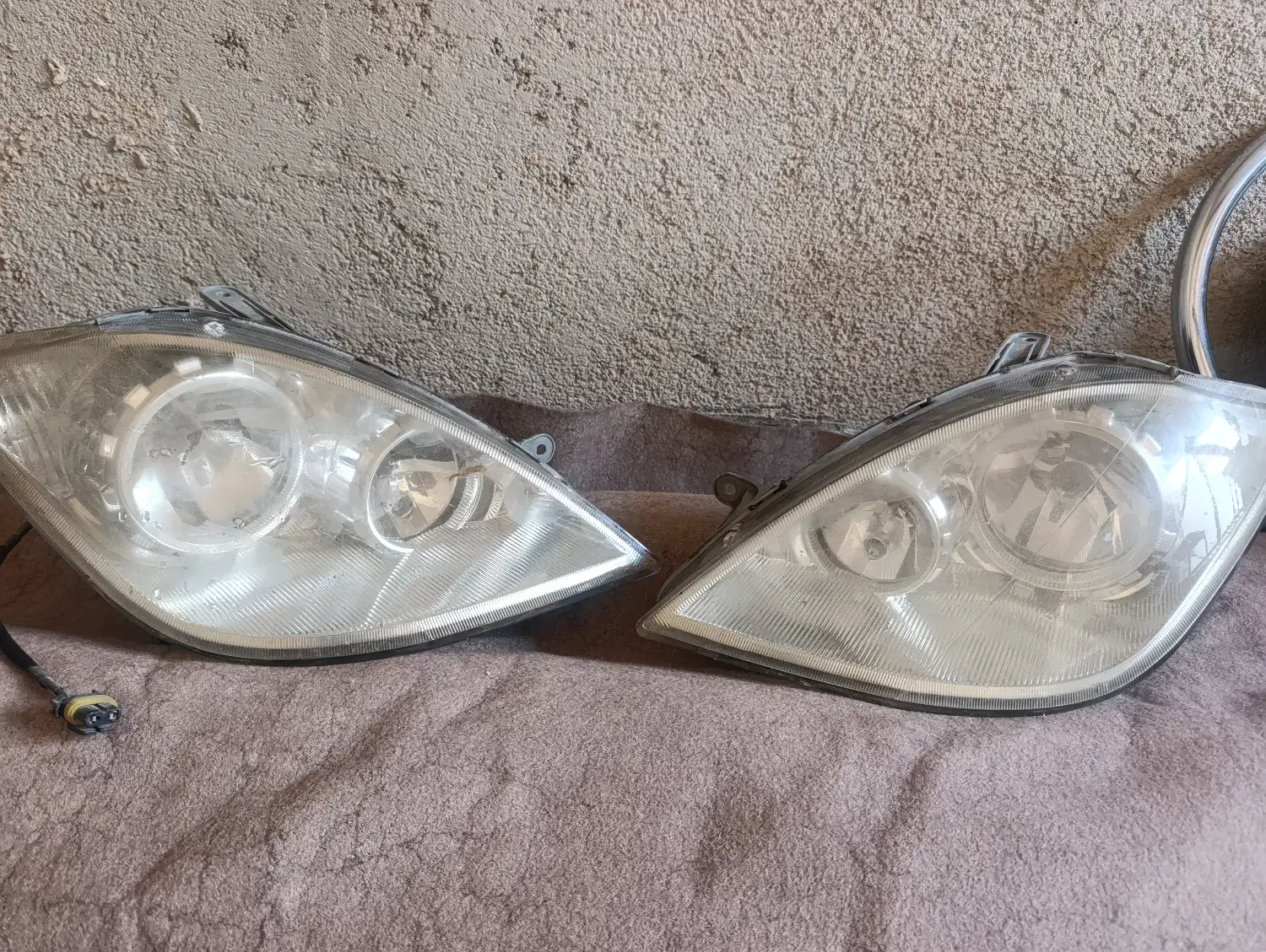 چراغ جلو تیبا و اگزوز|قطعات یدکی و لوازم جانبی|قدس, شهر‌قدس|دیوار