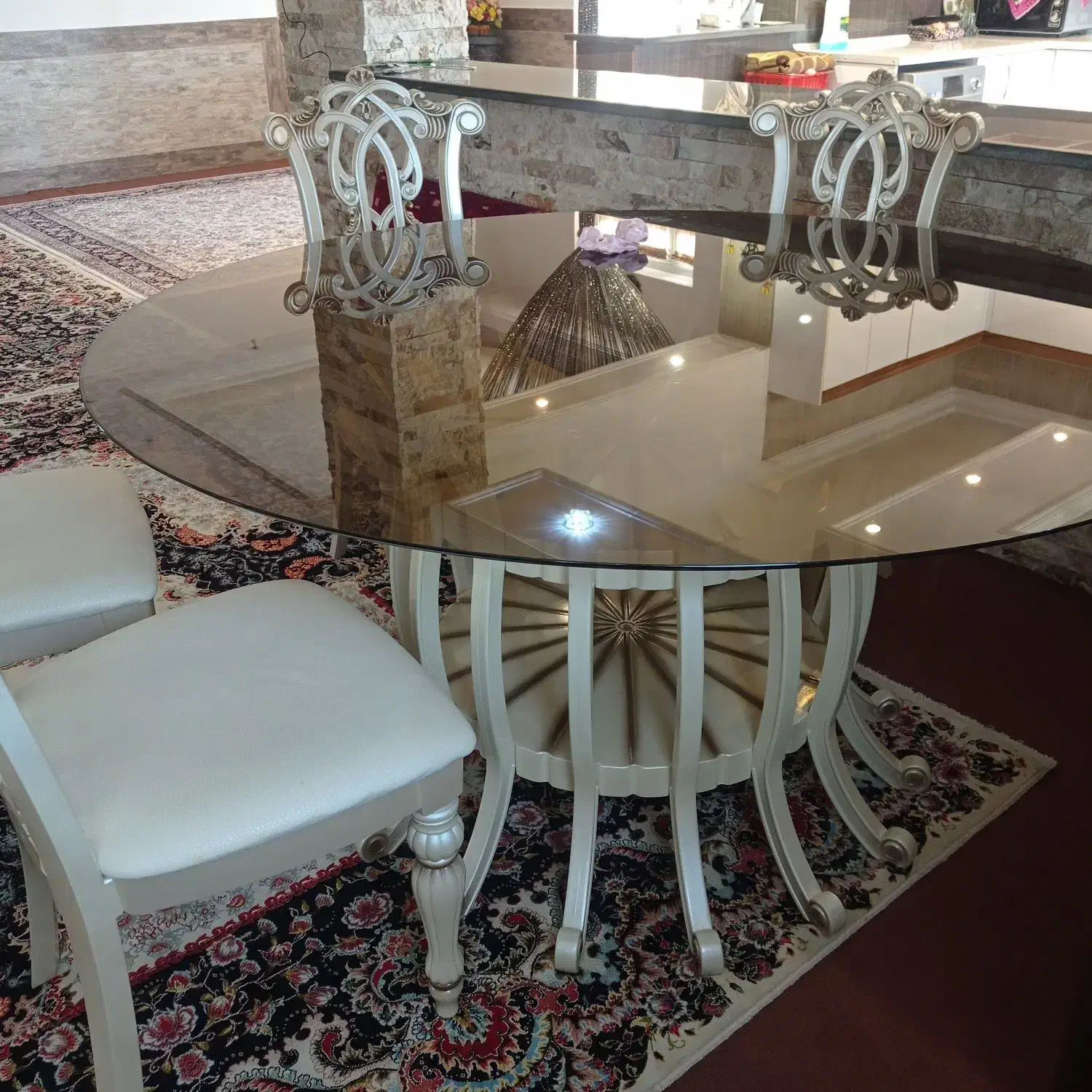 باسلام‌میزغذاخوری‌۸نفره‌به‌دلیل‌کمبودبودجه‌|میز و صندلی غذاخوری|گنبد کاووس, |دیوار