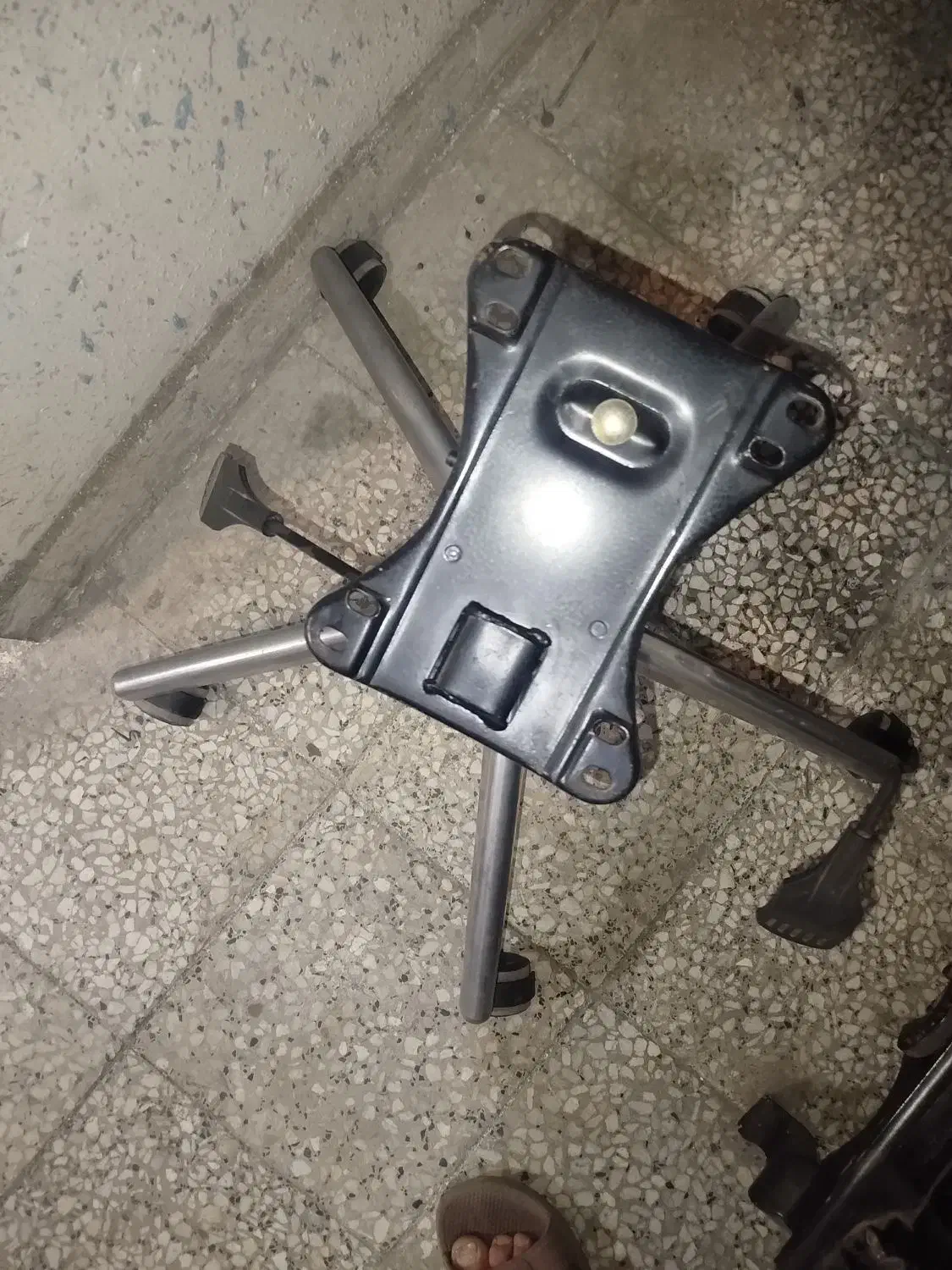 پایه صندلی چرخدار مدیریتی|مبلمان اداری|تهران, مهران|دیوار