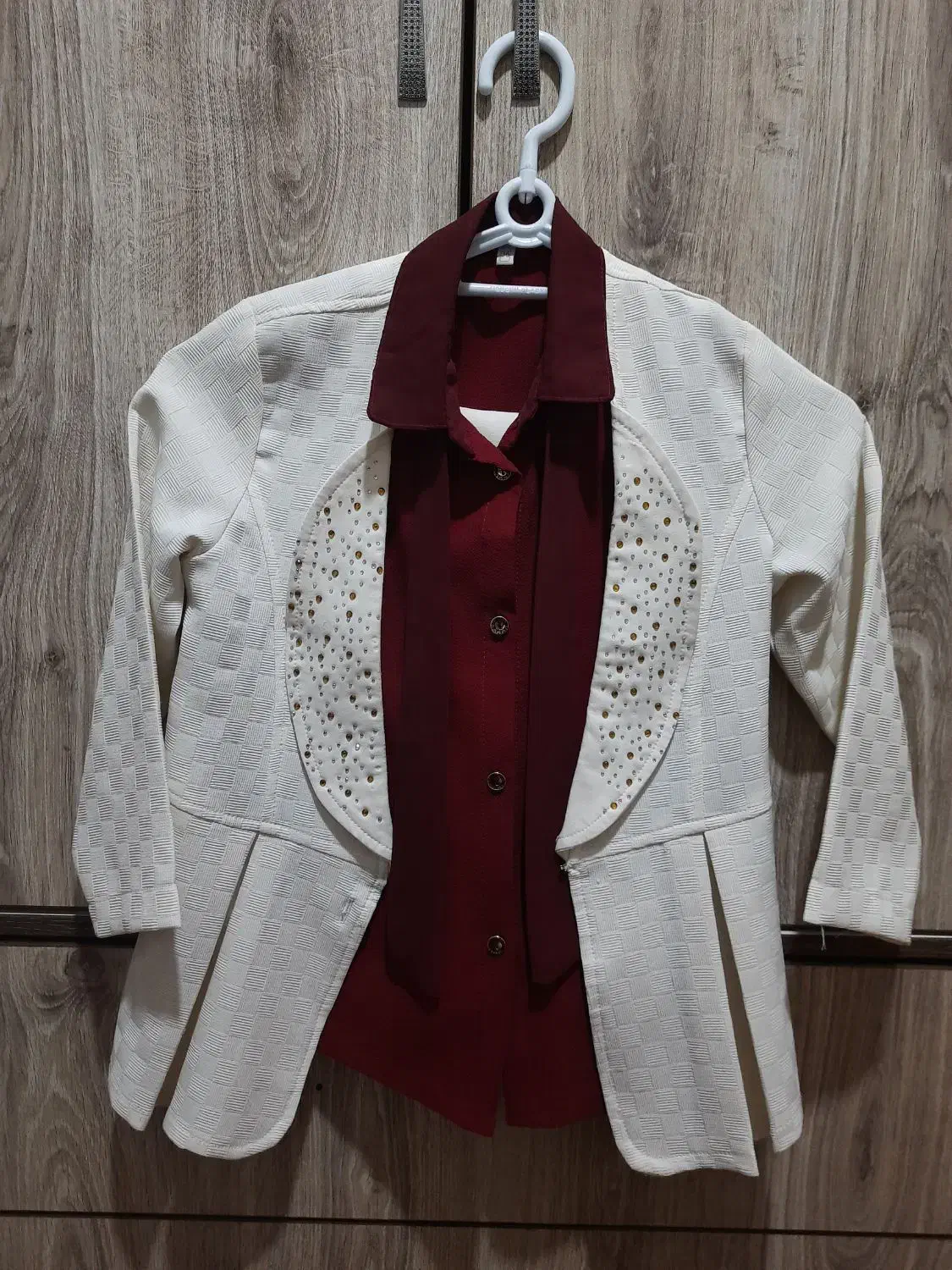 تعداد زیادی لباس دخترونه ۵تا ۱۱|کفش و لباس بچه|سنندج, |دیوار