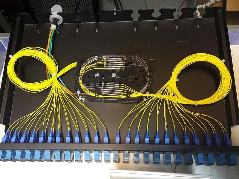 فیوژن فیبرنوری|مودم و تجهیزات شبکه|مشهد, سعد آباد|دیوار