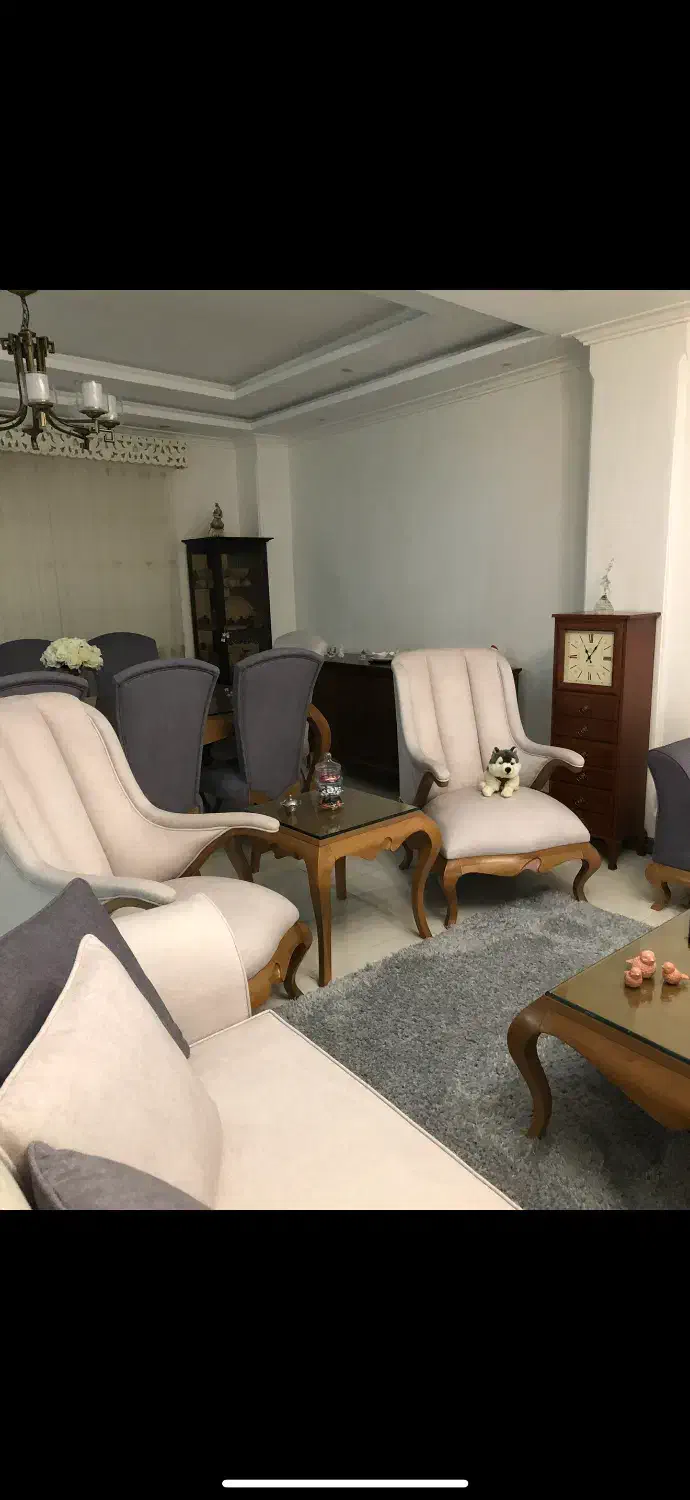 مبل ۸ نفره برند آیسا کاملا سالم و در حد نو|مبلمان خانگی و میز عسلی|رشت, چله خانه|دیوار