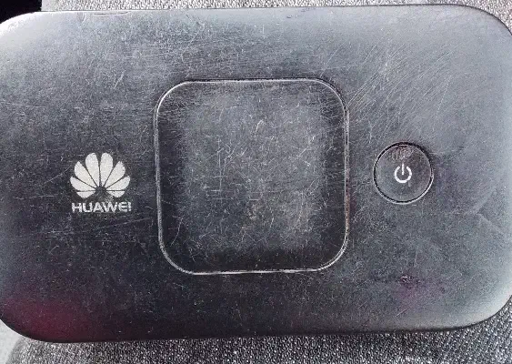 مودم جیبی هواوی|مودم و تجهیزات شبکه|کرمان, |دیوار