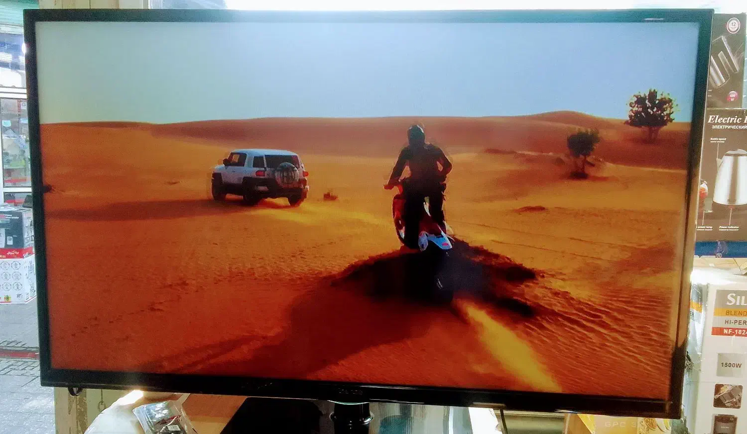 ۴۲ ال ایدی هایسنس درحد|تلویزیون و پروژکتور|اشنویه, |دیوار