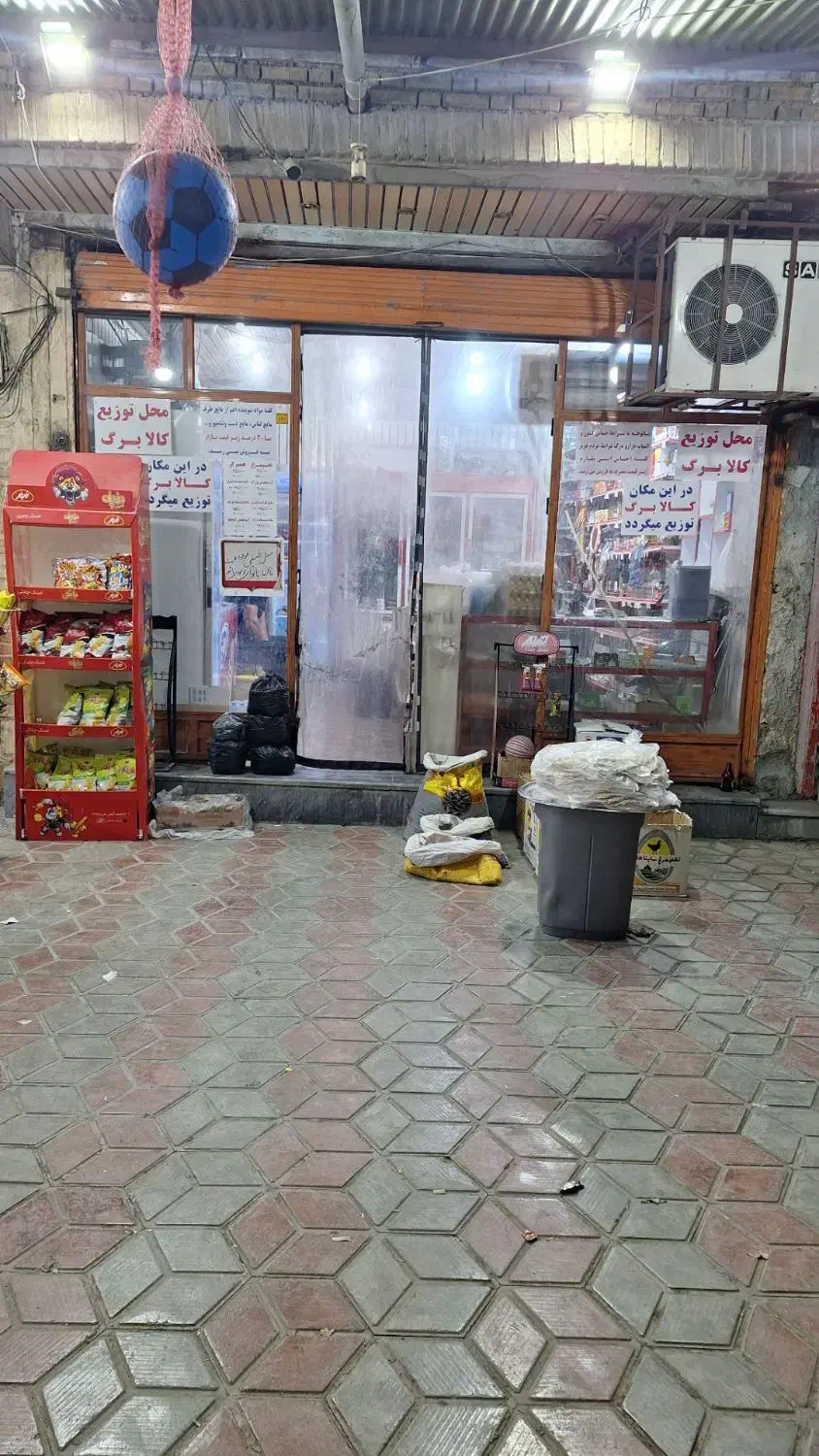 فروش مغازه باکلیه اجناس قیمت توافقی|فروش مغازه و غرفه|دهدشت, |دیوار