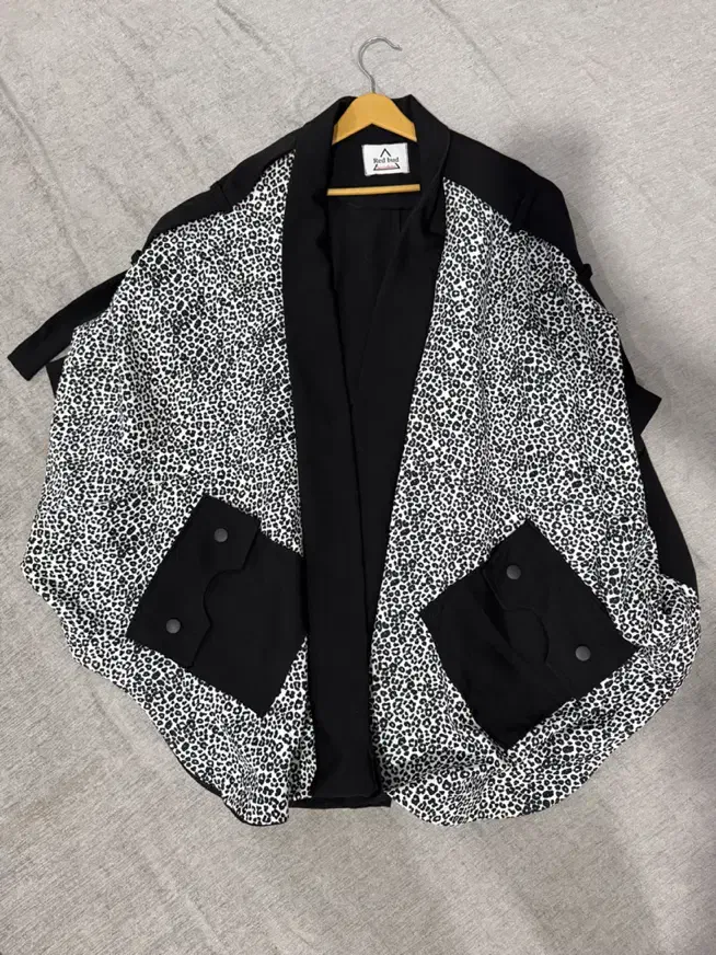 مانتو نو|لباس|پرند, فاز ۳|دیوار